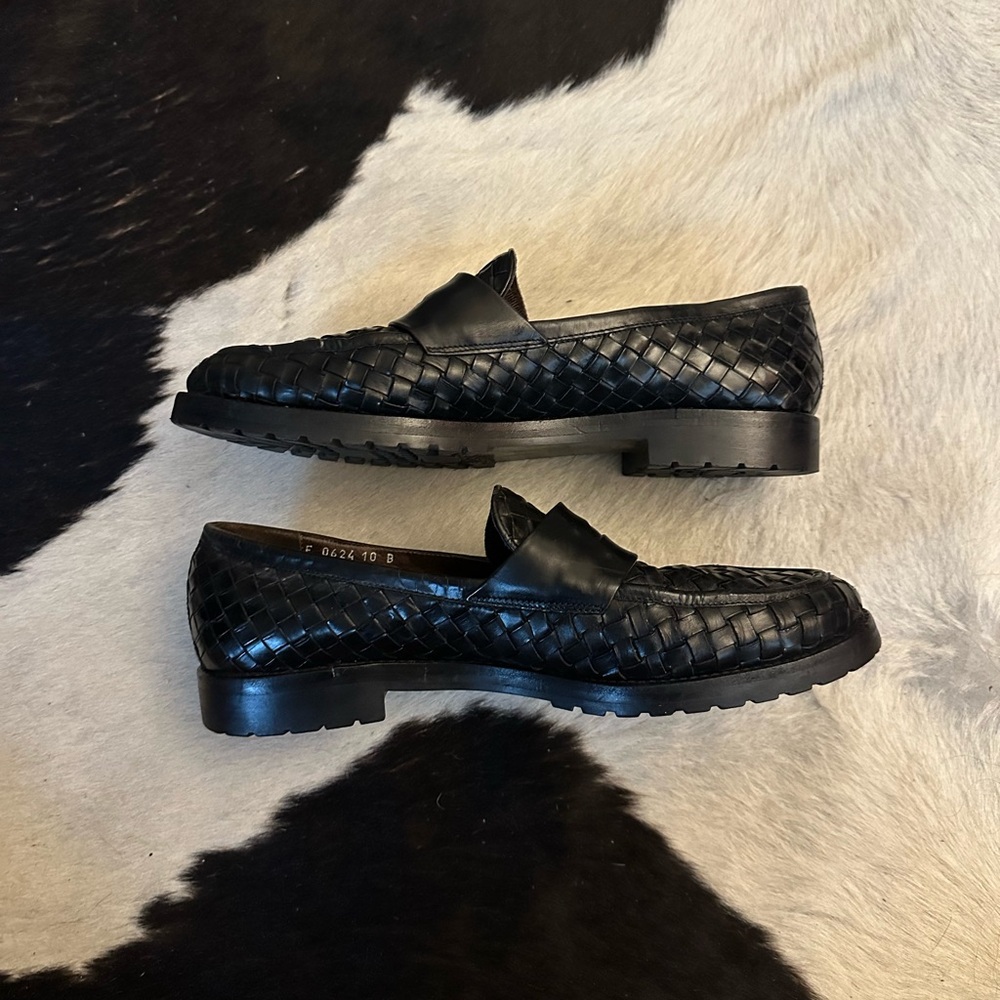 Vintage black leather woven loafers - Picture 2 of 6
